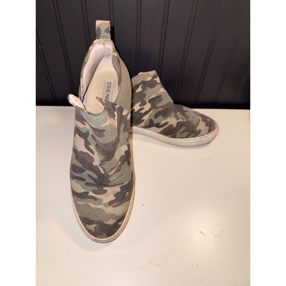 Steve Madden Crushin Camo Wedge Sneakers Green Camouflage Slip On Shoes CRUS03S1